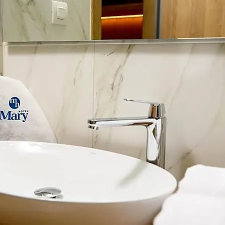 Mary 호텔
